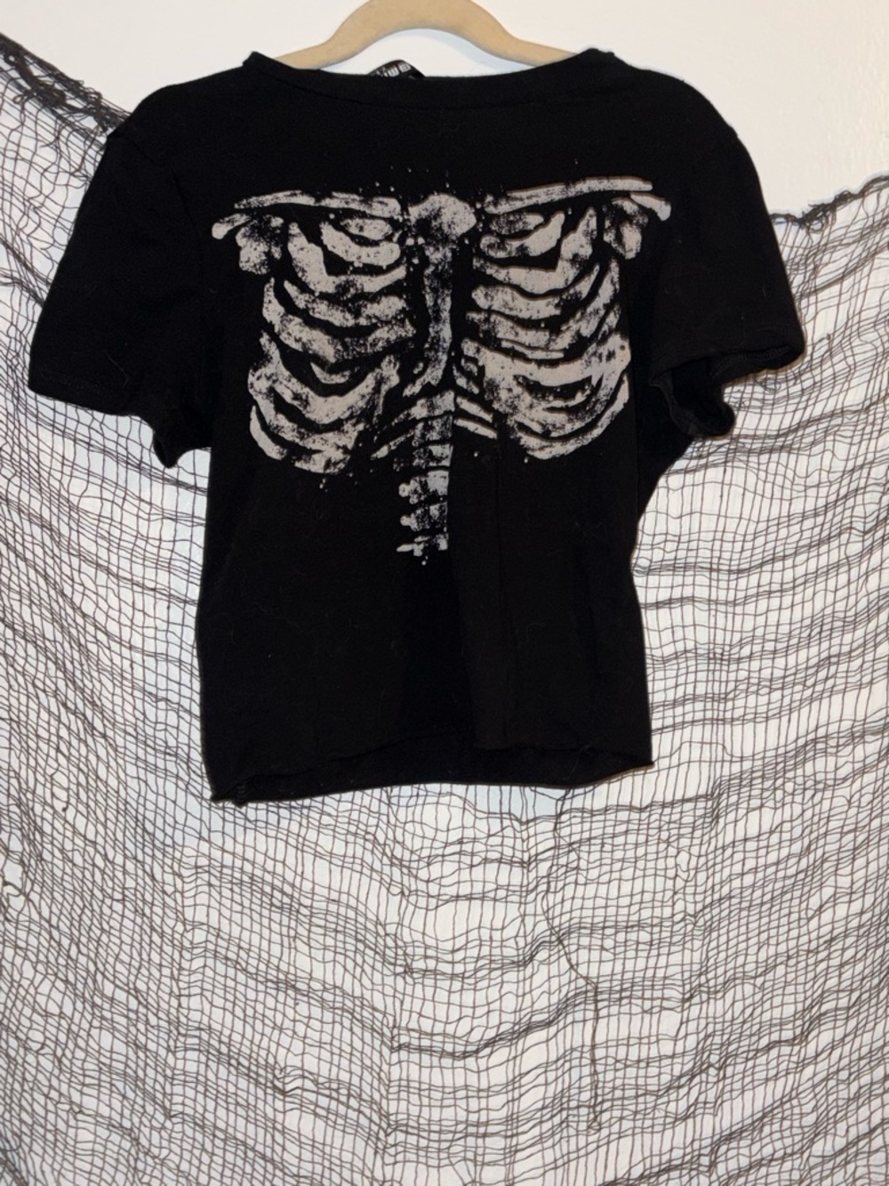Black Graphic Ribcage Crop Tee - Women